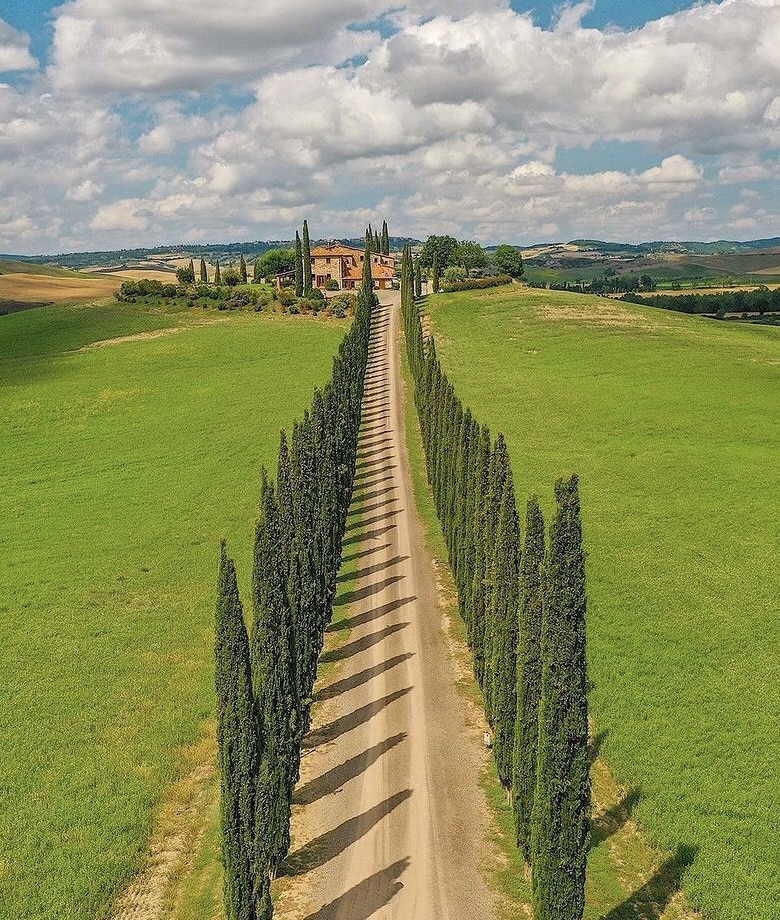 Tuscan scenery on a cycling tour in Italy Tuscan scenery on a cycling tour in Italy