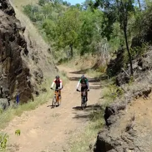 Brisbane Valley Rail Trail cycling tour