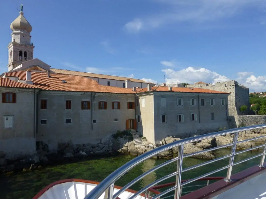 Tour De Vines Croatia Kvarner Bay Kva Krk Town