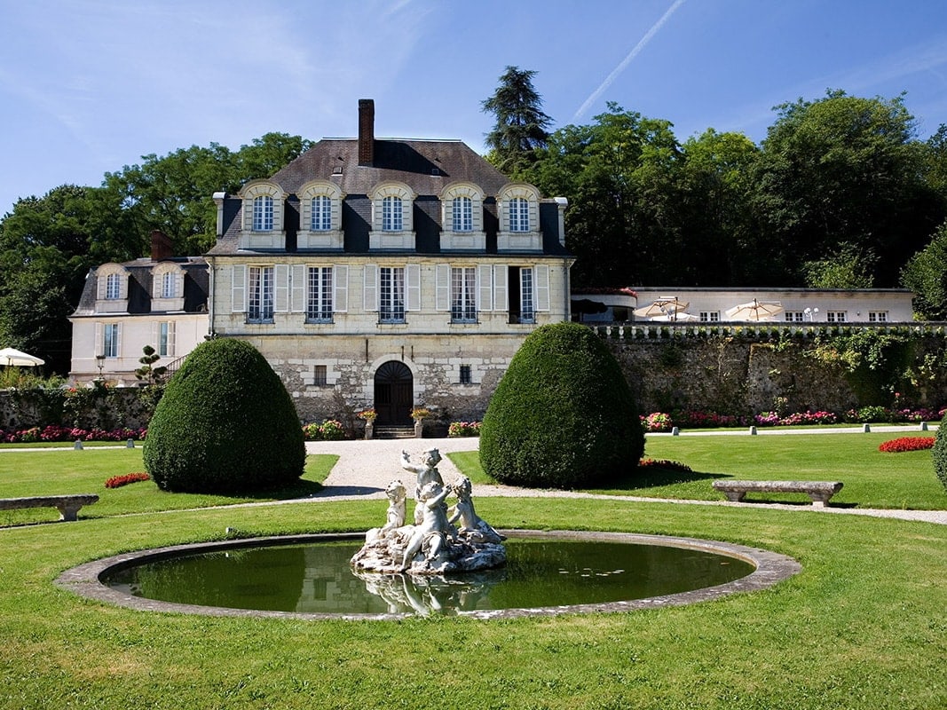 Tour De Vines France Loire Chateaux De Beaulieu Joué Les Tours