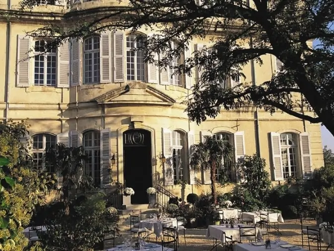 Tour De Vines France Provence Hotels Chateau De Mazan