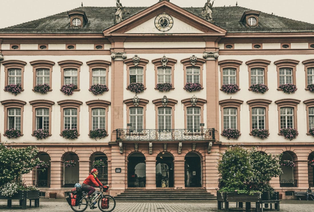 historic buildings on a cycling tour along the danube