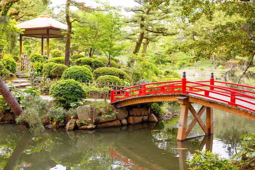 shukkeien garden hiroshima japan cycling tour