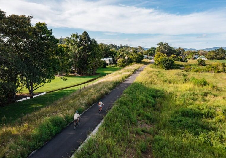 the tweed section of the northern rivers rail trail. image @kiffandculture @thetweed 7