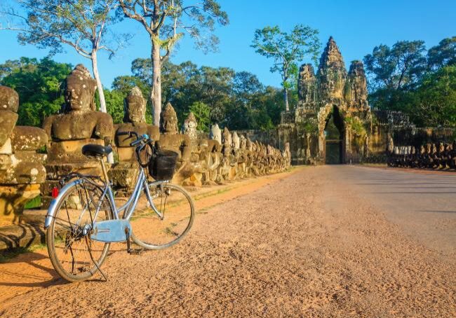 Cambodia cycling tour