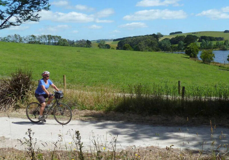Cycling tours Victoria